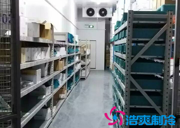 建設(shè)一個(gè)醫(yī)療藥品冷藏庫(kù)安裝造價(jià)大概多少錢(qián)？
